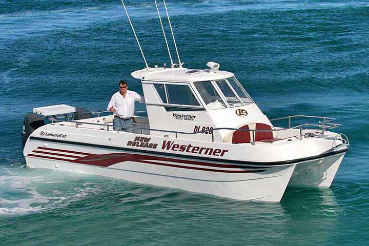 catamarans_a_moteur_LC8000Westerner